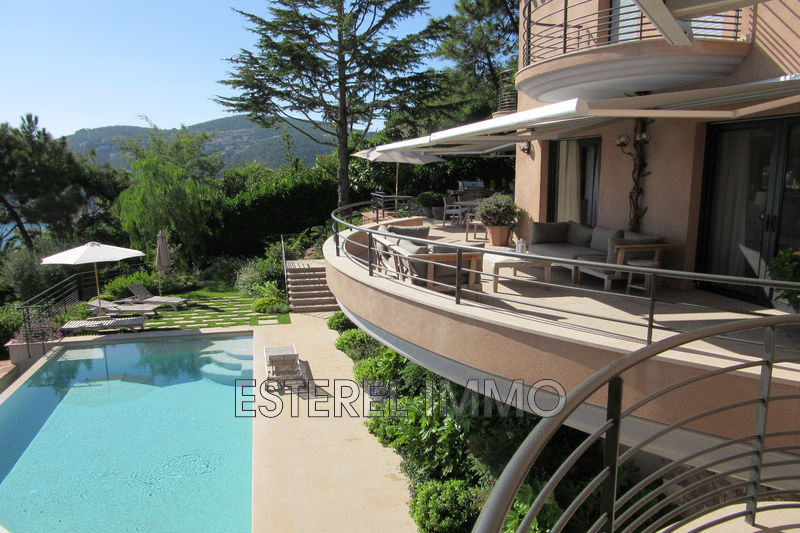 vente House villa Théoule-sur-mer Close to the village Villa Théoule-sur-Mer Proche village, Location saisonnière villa 4 bedroom 270 m²