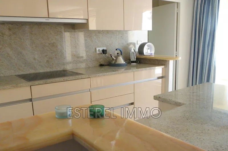 Location saisonnière duplex Théoule-sur-Mer  