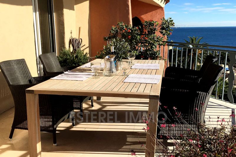 vente Appartement Théoule-sur-mer Port la galère Appartement Théoule-sur-Mer Port la galère, Location saisonnière appartement