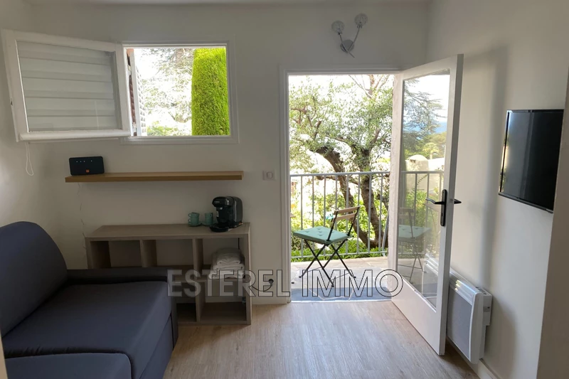 Appartement Théoule-sur-Mer Port la galère,  Location saisonnière appartement  1 pièce   18&nbsp;m&sup2;