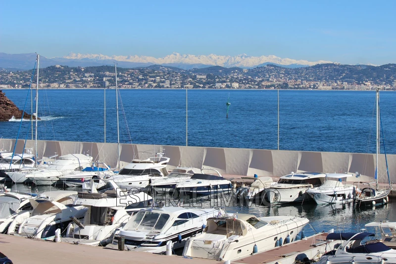 Location saisonnière appartement de caractère Théoule-sur-Mer  