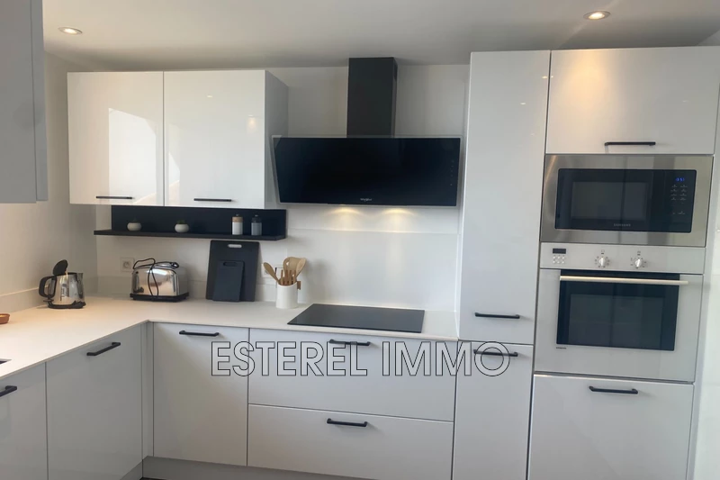 Location saisonnière appartement de prestige Théoule-sur-Mer  