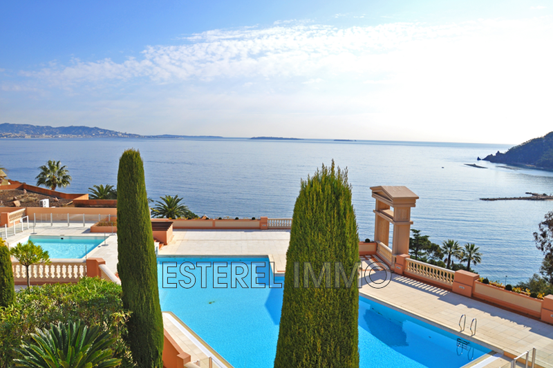 vente Appartement Théoule-sur-mer Proche village Appartement Théoule-sur-Mer Proche village, achat appartement 2 pièces 55 m²