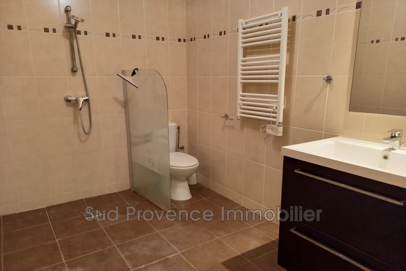 Location appartement Antibes  
