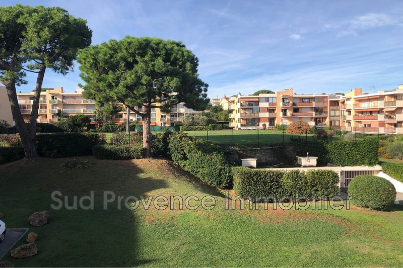 Photo Apartment Antibes Proche centre,   to buy apartment  3 rooms   66&nbsp;m&sup2;