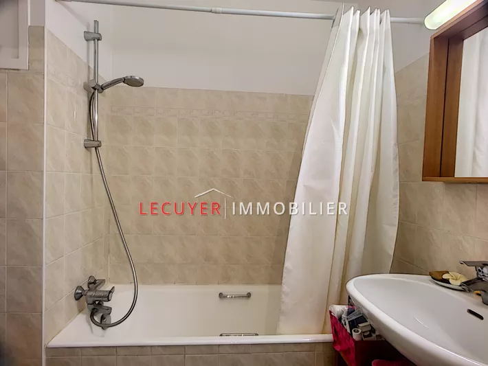 Location appartement Antibes  