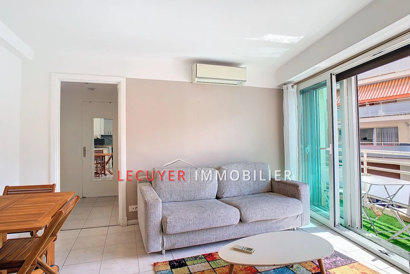 Location appartement Juan-les-Pins  