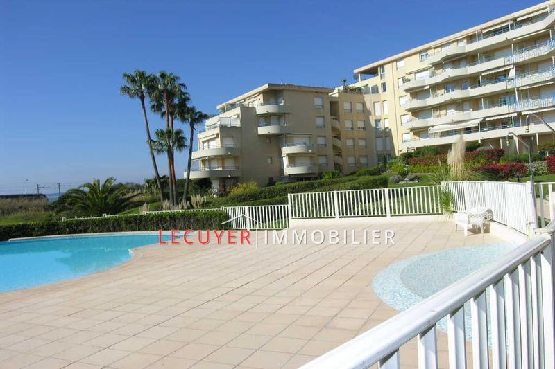 Photo Apartment Juan-les-Pins Antibes les pins, Rentals apartment 1 room 21 m²