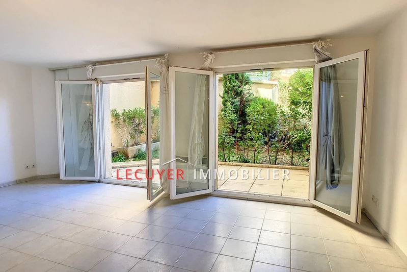 Location appartement Juan-les-Pins  