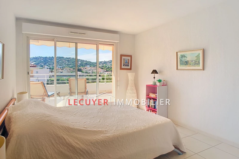 Location appartement Golfe-Juan  
