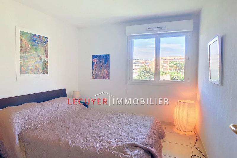 Location appartement Golfe-Juan  