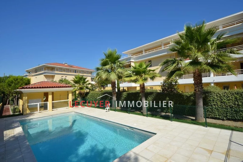 Location appartement Golfe-Juan  