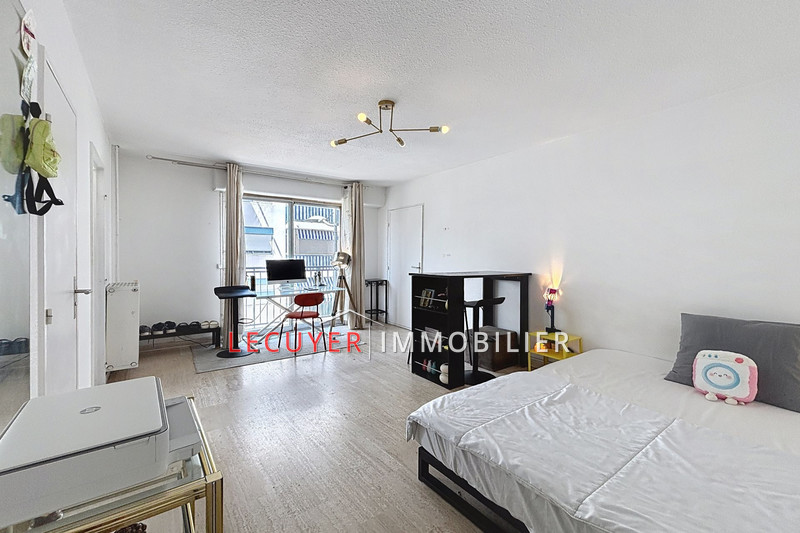 appartement  studio  Golfe-Juan Centreville  27 m² -   