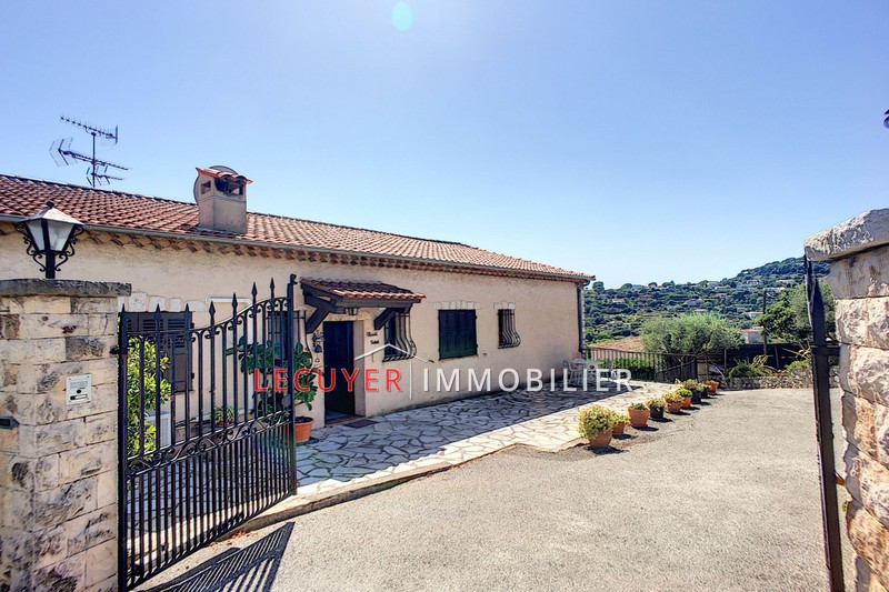 Photo Appartement Antibes Collines, Location appartement 4 pièces 130 m²