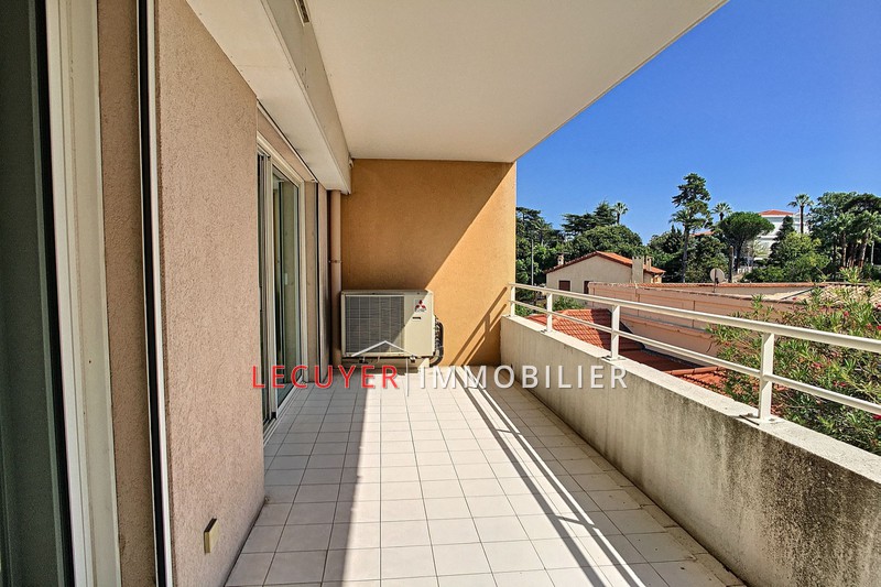 Photo Appartement Cannes Centre-ville, Location appartement 3 pièces 67 m²