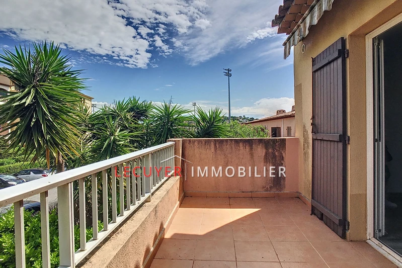 Location appartement Vallauris  