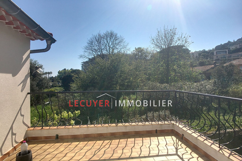 Location appartement Vallauris  