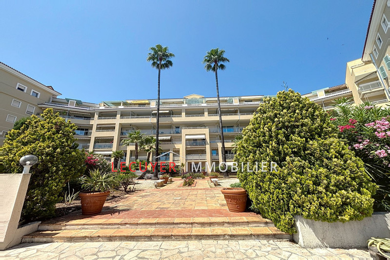 Location appartement Juan-les-Pins  