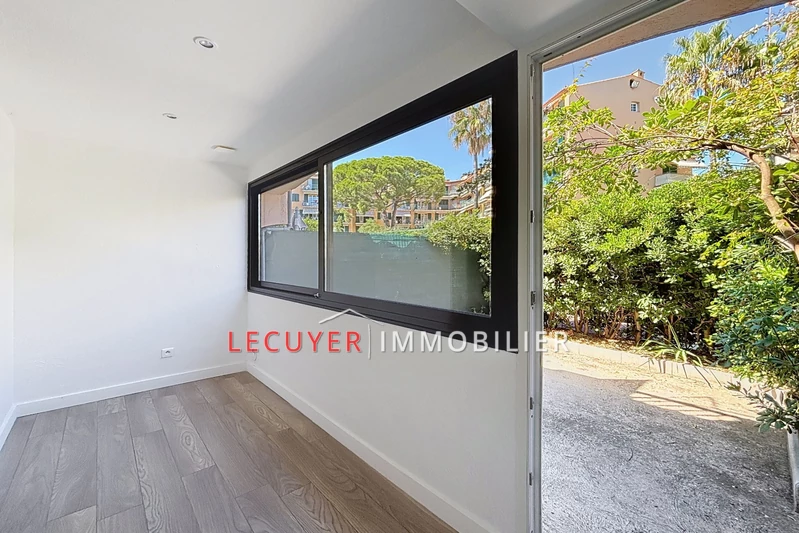 Location appartement Vallauris  