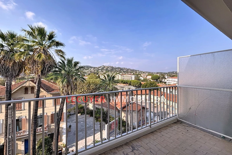 Location appartement Golfe-Juan  