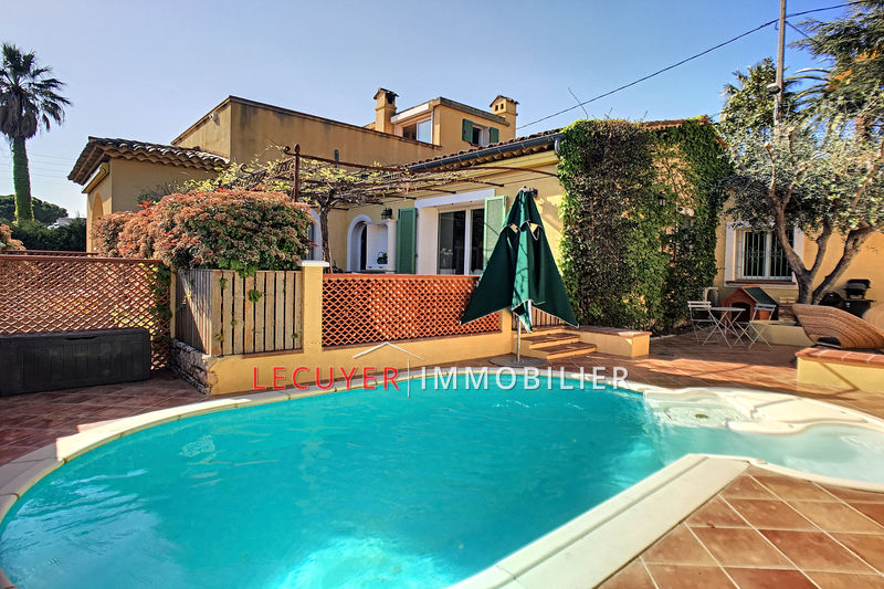 Photo Villa Juan-les-Pins Tramontane , achat villa 6 chambres 200 m²