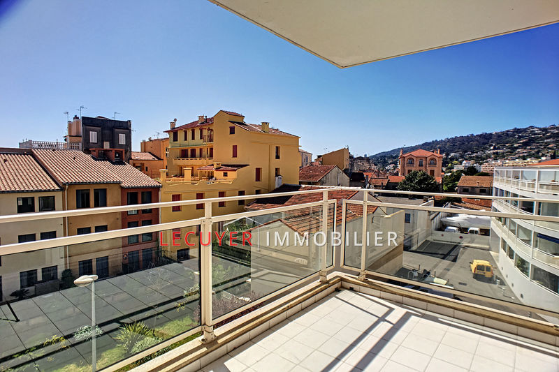 Photo Apartment Golfe-Juan Port, to buy apartment 2 rooms 27 m²
