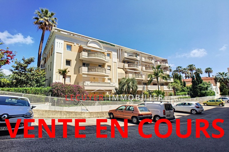 Photo Apartment Golfe-Juan Centre-ville,   to buy apartment  2 rooms   57&nbsp;m&sup2;