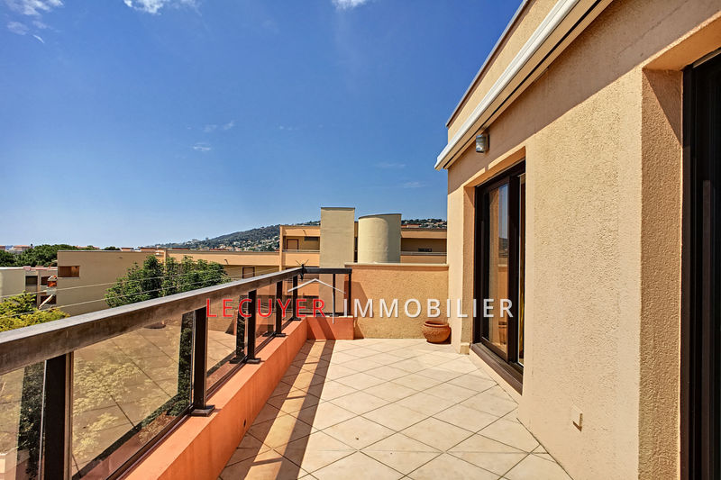Photo Appartement Golfe-Juan Pompidou, achat appartement 3 pièces 64 m²