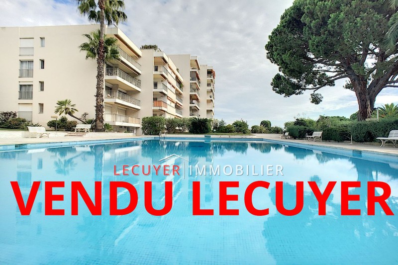 Photo Apartment Golfe-Juan Collines,   to buy apartment  3 rooms   80&nbsp;m&sup2;