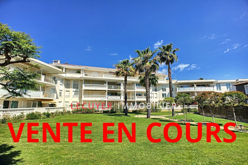 appartement  3 pièces  Golfe-Juan Bord de mer  50 m² -   