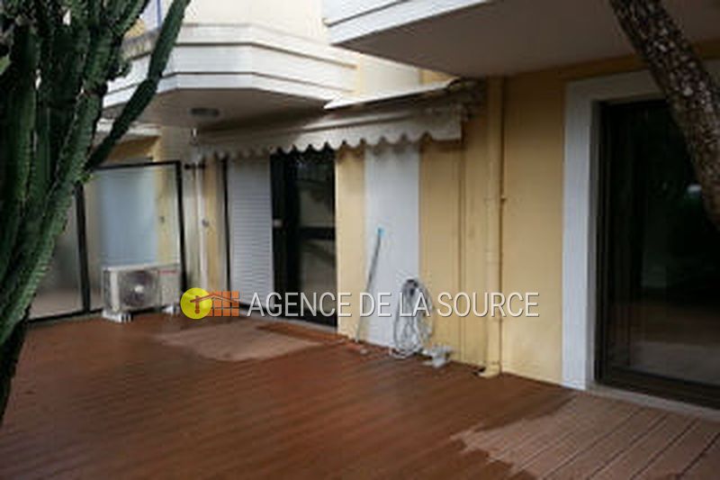 Photo Rez-de-jardin Cannes Oxford, Location rez-de-jardin 2 pièces 64 m²
