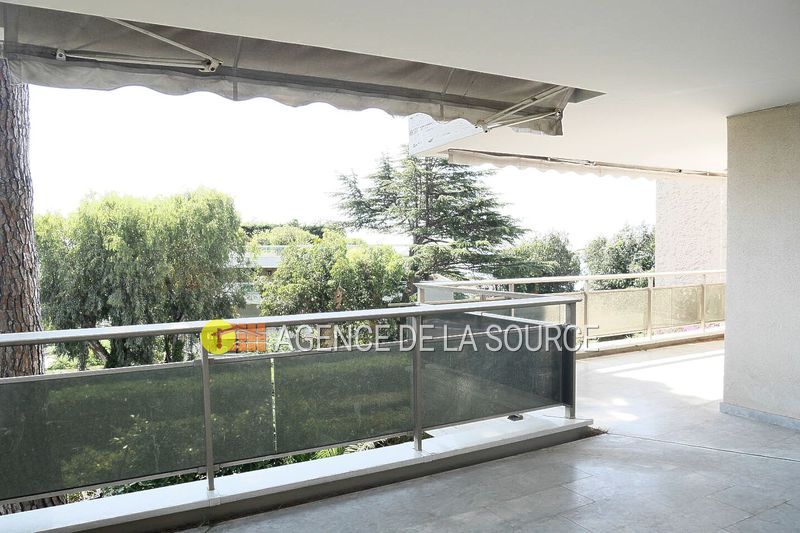 Photo Apartment Cannes Croix des gardes, Rentals apartment 3 rooms 95 m²