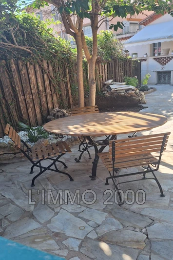 maison  4 rooms  Juan-les-Pins Pine-wood  72 m² -   