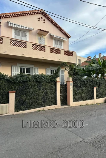 maison  5 pièces  Juan-les-Pins Agglomération  100 m² -   
