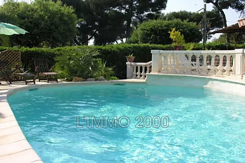 maison  5 rooms  Cap d'Antibes Versant ouest du cap  130 m² -   