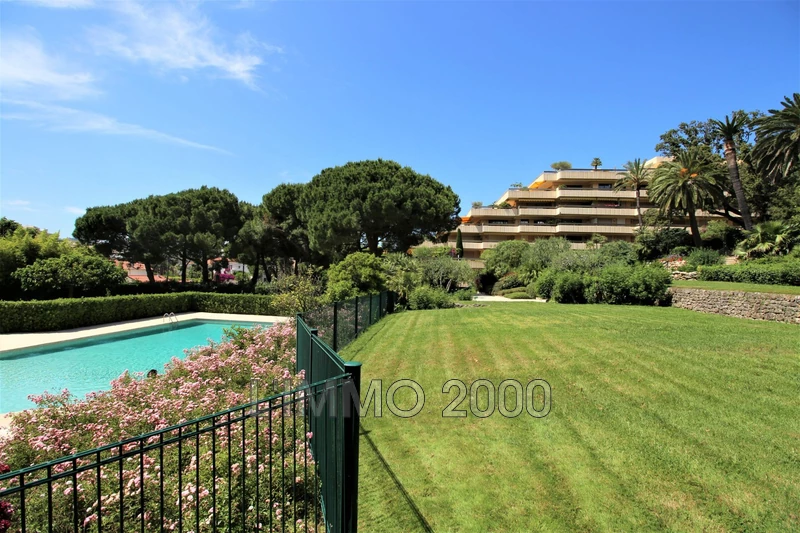 appartement  3 rooms  Juan-les-Pins Saramartel  75 m² -   