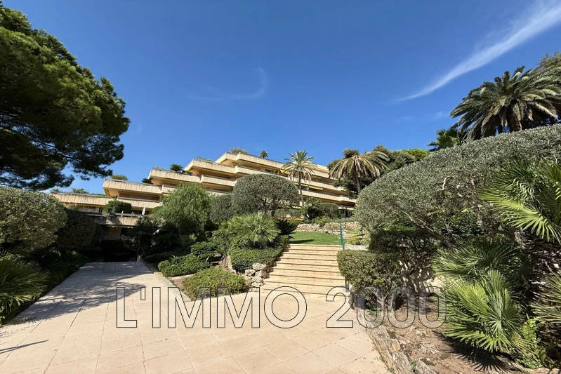 appartement  3 pièces  Juan-les-Pins Pinède  82 m² -   
