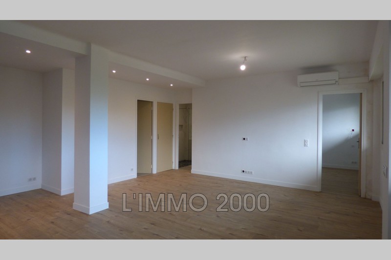appartement  3 rooms  Juan-les-Pins Antibes  70 m² -   