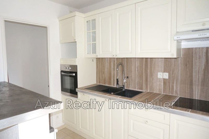 vente Saint-raphaël Centre-ville Appartement Saint-Raphaël Centre-ville, achat appartement 3 pièces 74 m²