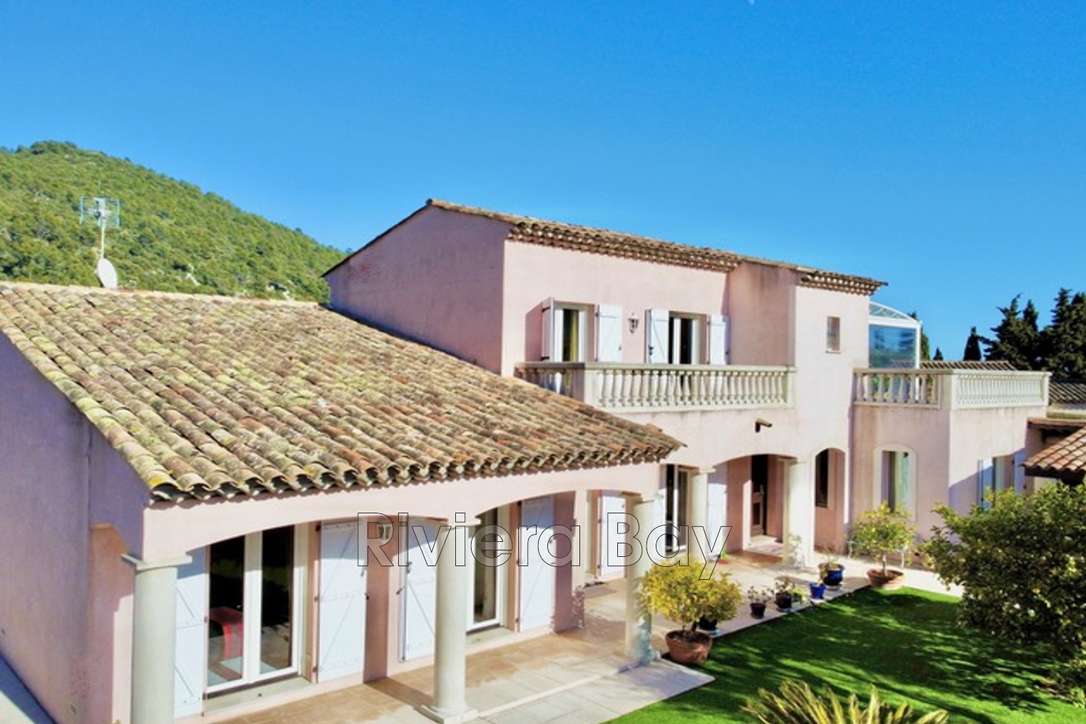 Photo Villa Villefranche-sur-Mer Corne d&#039;or,   achat villa  6 chambres   188&nbsp;m&sup2;