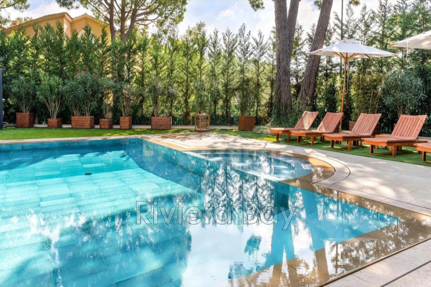 Photo Villa Saint-Jean-Cap-Ferrat Grand hotel,   achat villa  6 chambres   320&nbsp;m&sup2;