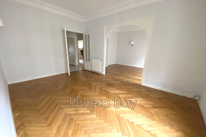 Photo Apartment Beaulieu-sur-Mer Centre-ville, to buy apartment 4 rooms 88 m²