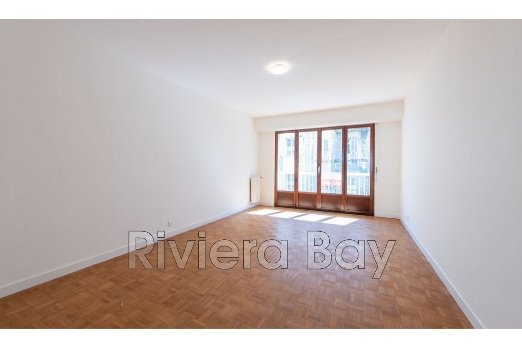 Photo Apartment Nice Port,   to buy apartment  4 rooms   80&nbsp;m&sup2;