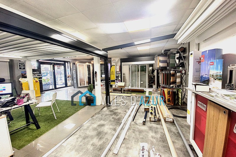 Photo Local professionnel Antibes Centre-ville, Professionnel local professionnel 186 m²