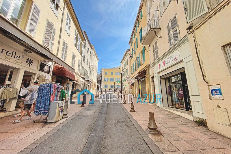 Photo  Antibes Vieil antibes,  Professionnel    65&nbsp;m&sup2;