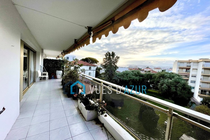 Photo Apartment Juan-les-Pins Centre-ville, to buy apartment 2 rooms 42 m²