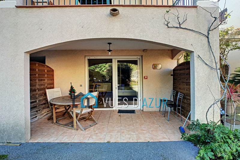 Photo Apartment Cap d'Antibes Bord de mer, to buy apartment 1 room 34 m²
