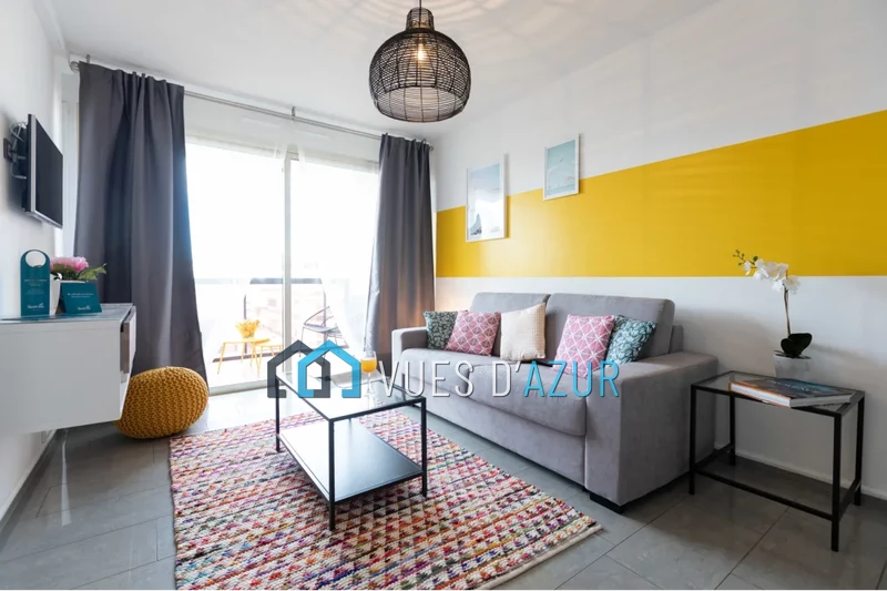 Photo Apartment Juan-les-Pins Centre-ville,   to buy apartment  2 rooms   40&nbsp;m&sup2;