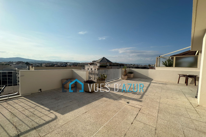Photo Appartement Juan-les-Pins Centre-ville,   achat appartement  2 pièces   24&nbsp;m&sup2;