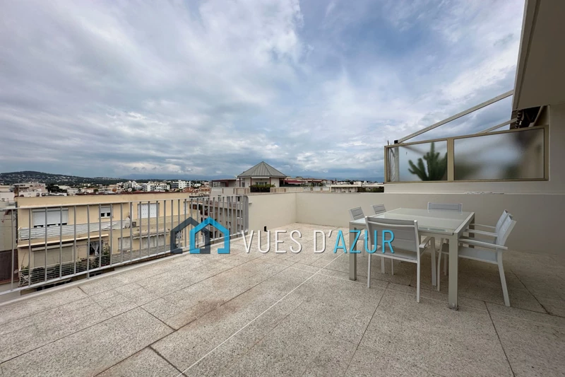 appartement  2 pièces  Juan-les-Pins Centre-ville  24 m² -   